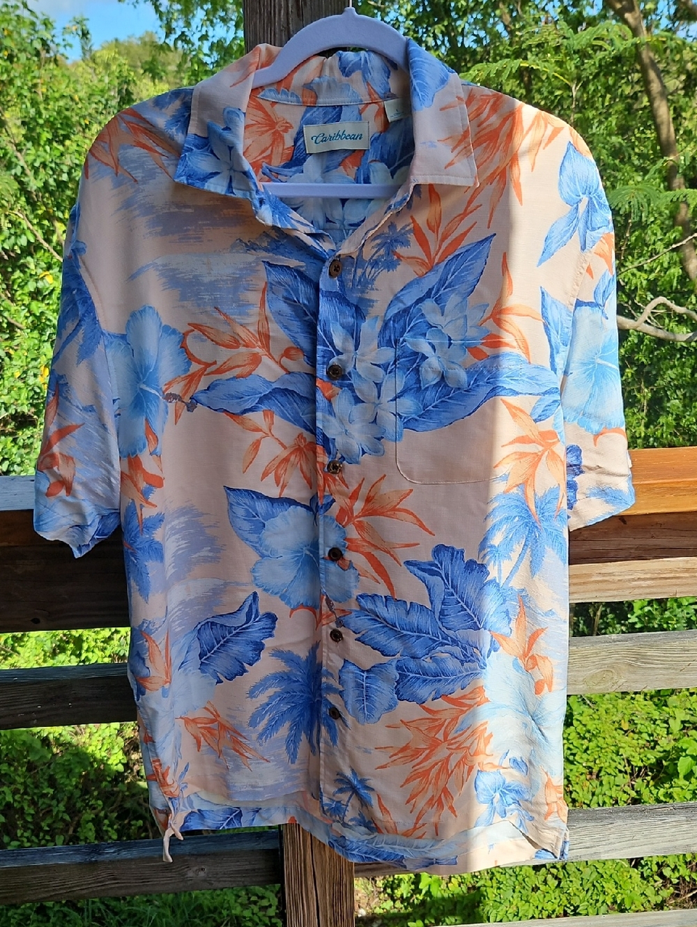 Gorgeous CARIBBEAN Floral Button Down Shirt